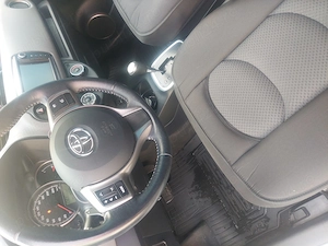 Toyota Yaris Automată 2015 - imagine 10