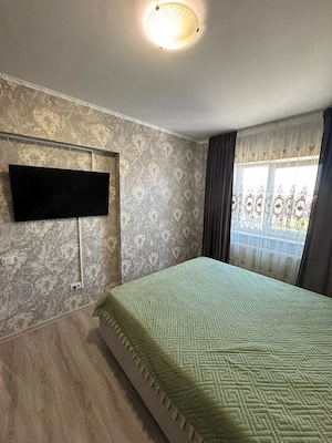 Apartament 3 camere, decomandat, parcare acoperita inclusa, bloc nou, metrou Aparatorii Patriei - imagine 2