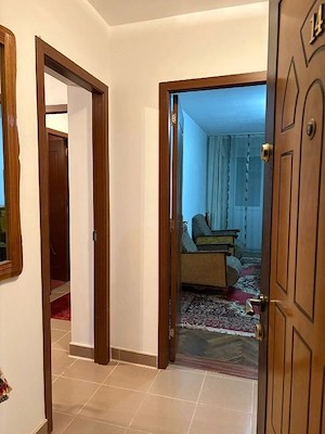 vand apartament