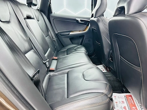 Volvo XC60 - imagine 7