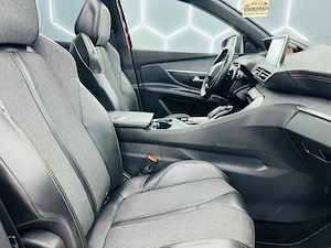 Peugeot 3008 - imagine 18