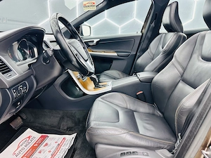 Volvo XC60 - imagine 13