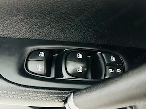 Nissan Qashqai - imagine 12