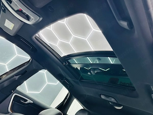 Volvo XC60 - imagine 19