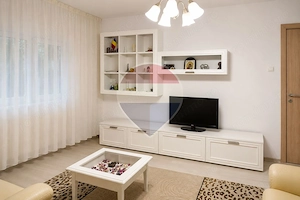 Panduri | 3 Camere | Decomandat | Etaj 1 - imagine 2