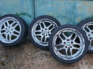 Vând Set Genți cu cauciucuri michelin 225/40/18