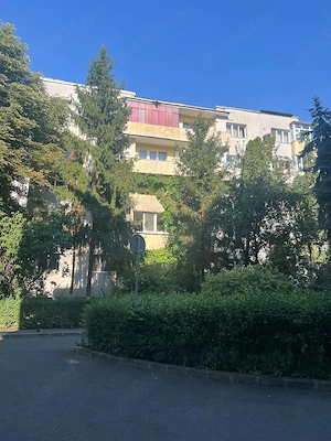 Se vinde apartament 3 camere in Cluj -Napoca , cartier Manastur, bloc caramida cu 4 niveluri, etaj 3 - imagine 6