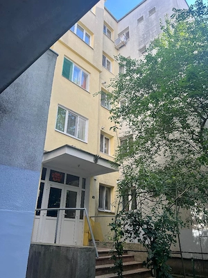 Se vinde apartament 3 camere in Cluj -Napoca , cartier Manastur, bloc caramida cu 4 niveluri, etaj 3 - imagine 7