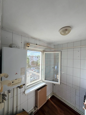 APARTAMENT CU 2 CAMERE DE VÂNZARE | MICRO 40 | ETAJ 4| PRET 41.900 EUR - imagine 10