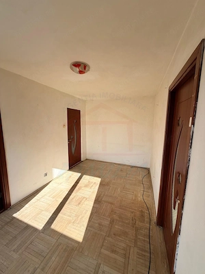 APARTAMENT CU 2 CAMERE DE VÂNZARE | MICRO 40 | ETAJ 4| PRET 41.900 EUR - imagine 13