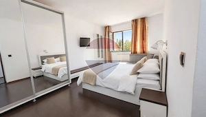 Apartament 3 camere , Podu Pos, Decomandat