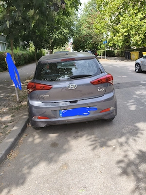 Vand masina Hyundai i20 , PRET 7500 , NEGOCIABIL 2018, Conditie foarte buna - imagine 4