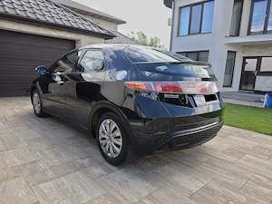 Honda Civic Generatia 8, an 2008, 1.4 benzina, EURO 4, 227000 KM REALI RATE CREDIT BUY BACK - imagine 3