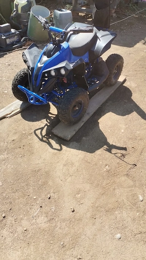 Vând ATV electric copii în stare foarte bună preț 2500ei negociabil  - imagine 4