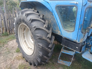Vând tractor ford  - imagine 2