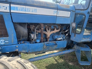Vând tractor ford  - imagine 3