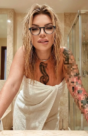 Maya0 mă găsiți și pe forum!!!
