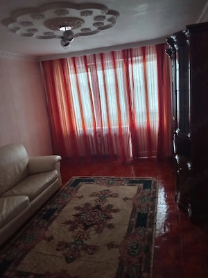 Închiriez apartament sv - imagine 3