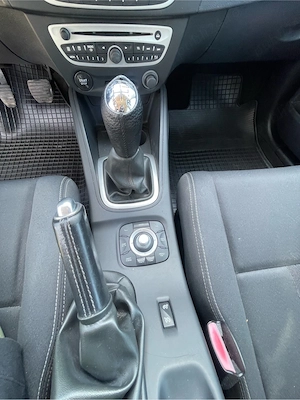 Renault Megane 3 - 1.5 DCI - 90 CP - euro 5 - manual  - imagine 10