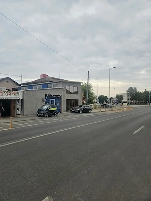  Spațiu de închiriat- 200 m   - ideal birouri - fast-food - activități comerciale - imagine 3