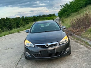Opel Astra J 1.7 CDTI Diesel 125cp 2012 Euro 5   Pret: 2999   - imagine 2