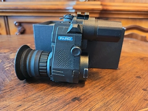 Vand monoclu night vision clip-on Pard NV007SP LRF 940 nm cu 2 acumulatori