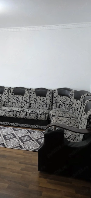 Apartament de vînzare - imagine 2