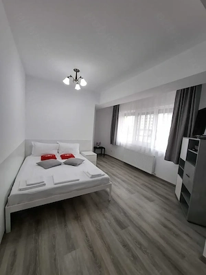 2camere termen lung in Mamaia Nord  - imagine 9