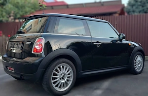 Vând MINI One, (Generația R56) Facelift, 11.2013, 1.6 benzină Ediție Specială  Midnight Black" - imagine 4