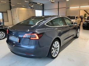 Tesla 3 model 2020 SR+ RWD - imagine 3