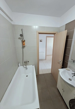 2 camere renovat, balcon mare, centrala + AC   Parc Bazilescu, proprietar - imagine 9