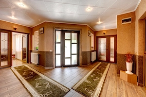 Afumați – Trandafirului, casă cărămidă 6 camere, teren 750 mp, 2 garaje - imagine 4