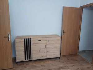 Închiriez apartament două camere  - imagine 7