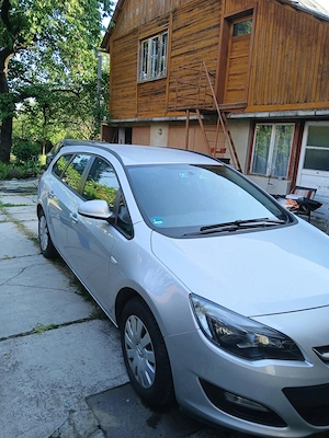 Vind Opel Astra Sports Tourer Break diesel Euro 6, 2016,pret 6.200 euro - imagine 2