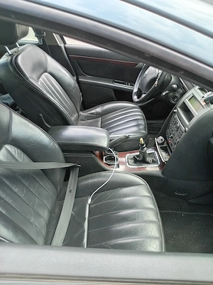 schimb Peugeot 407 cu rulota