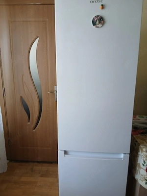 Vand frigider Artic