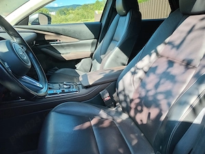 Mazda Cx 30 Takumi,e-Skyactiv X 2.0 Benzina 186 CP Mild Hibrid,110000 Km,Transmisie Automata,AWD - imagine 2