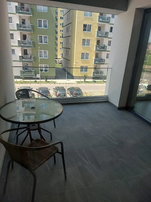Apartament 2 camere Mall Coresi Brasov. Mobilat + Parcare - imagine 3