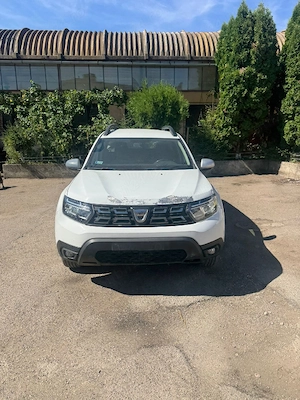Dacia Duster 2022 1.5 dci 4x4 avariat  - imagine 5