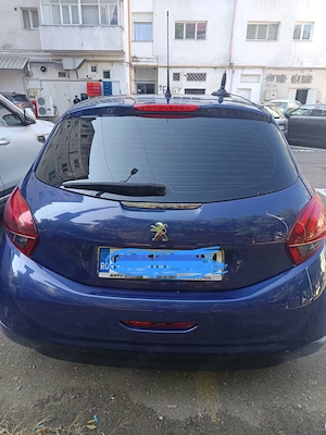 Vând peugeot 208 din anul 2017 - imagine 9