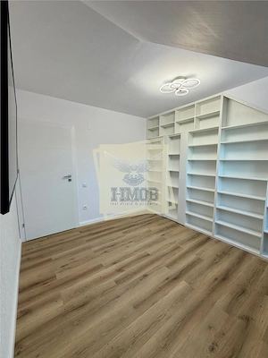 Apartament  4 camere 2 bai si loc parcare zona Kogalniceanu - imagine 19