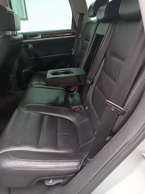 Vw touareg 3.0 tdi v6 245 cp - imagine 5