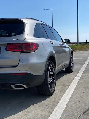 Mercedes GLC300d 2022 Hybrid - imagine 3