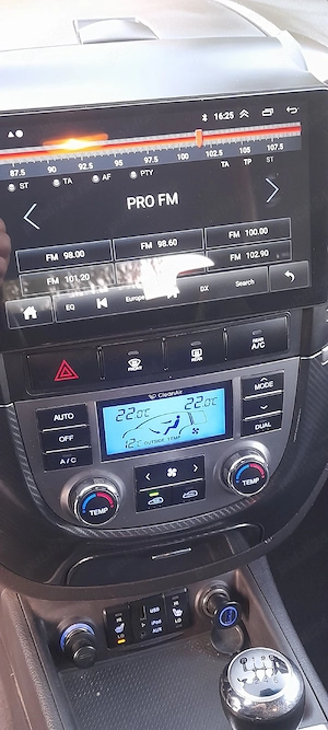 De vânzare Hyundai Santa Fe 2.2  TDI - imagine 8
