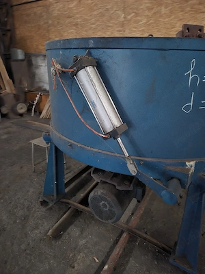 Malaxor  Mixer  Concasor Nou 15kw - imagine 4