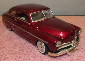 Vand macheta auto 1949 Mercury Coupe scara 1 24