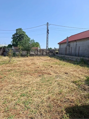 Vand teren cu casa aproape de Alexandria, Com Poroschia