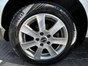 Volkswagen Passat B6 2.0 FSI - imagine 10