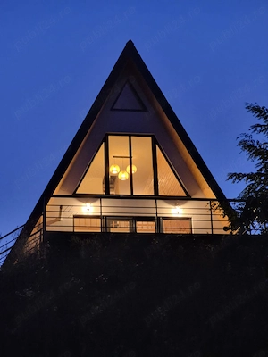 Cabana A-frame de vanzare