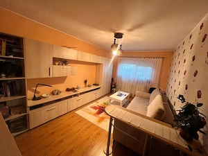 Km 4-5, apartament   decomandat  mobilat utilat pe Blv A. Vlaicu, zona Kaufland 